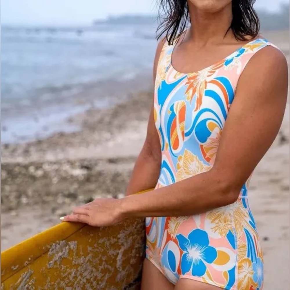 NWT Seea Lido One-piece in color “Ella” C-skin